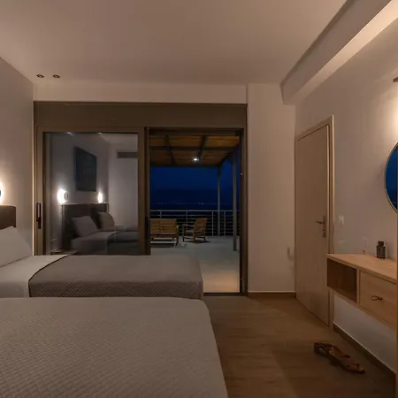 Messinian Riviera Петалидион